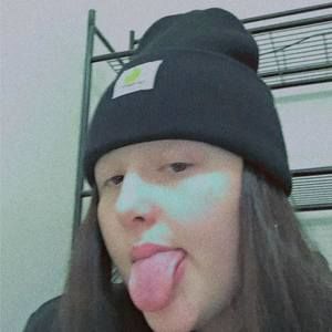 Meet your Posher, Scarlett